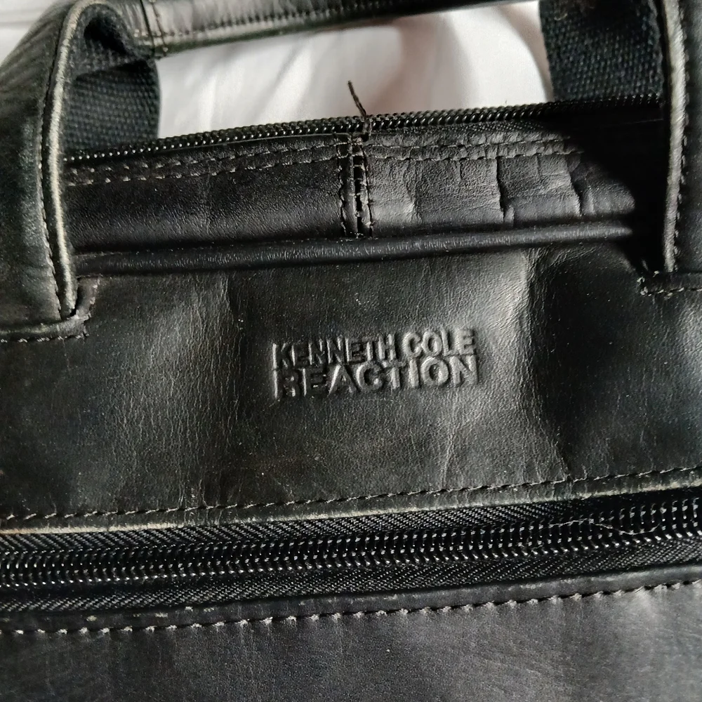 Kenneth Cole Reaction Men's Black Leather Bag